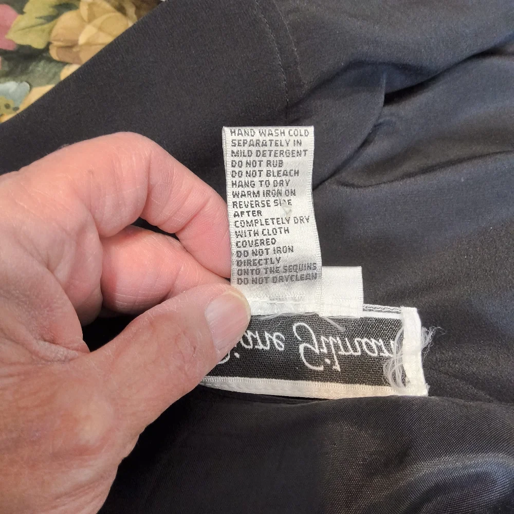 Diane Gilman Black Silk Garment - Picture 9 of 9